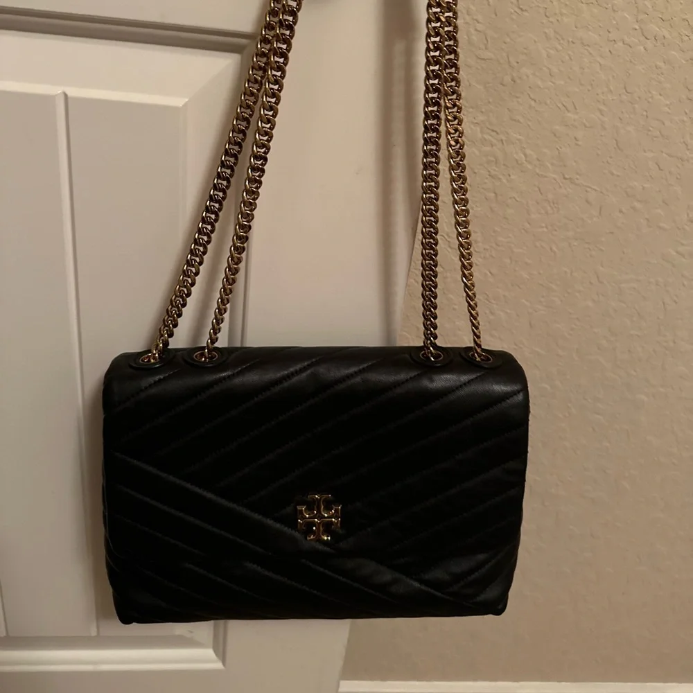 Tory Burch Kira Convertible Shoulder Bag - Picture 3 of 10